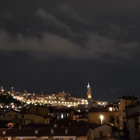 "La Me Ca" Intero Appartamento In Centro Con Vista Sui Colli Bergamo Eksteriør bilde