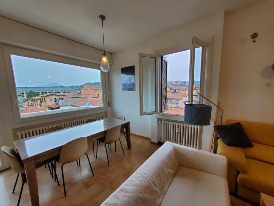 "La Me Ca" Intero Appartamento In Centro Con Vista Sui Colli Bergamo Eksteriør bilde